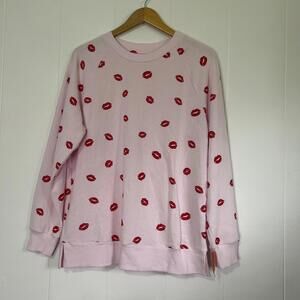 Colsie Kiss Lips Long Sleeve Crewneck Pullover Oversized Sweater Women's Small